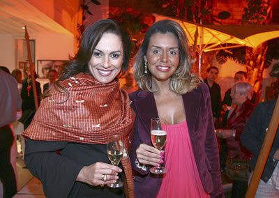 Vernissage &Iacute;ndia por Carol Rocha | SkinMax