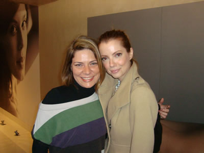 Julia Petit e SkinMax Convida 